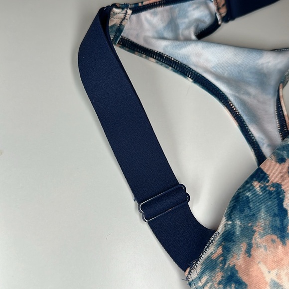 Victoria’s Secret PINK active ultimate push up bra blue coral pink Large - Picture 10 of 10